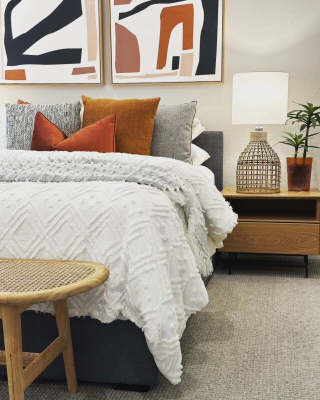 What a pleasure to style this stunning home in North Perth! Already sold and creating memories with its new owners 🏡🏡 #homestaging #stagingandstyling #stagingsells #makeanimpression #furniturefitoutsperth